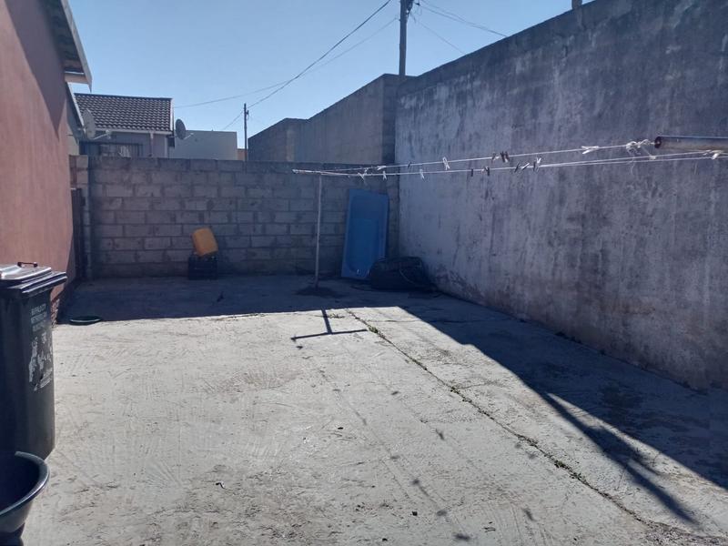 2 Bedroom Property for Sale in Mdantsane Nu 17 Eastern Cape